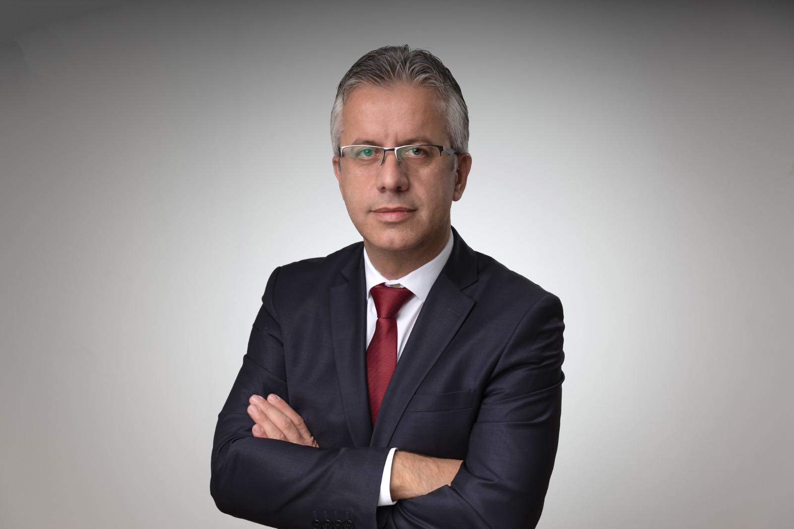 Ismail Rishka 13 leksione për Kosovën - revistashenja.com